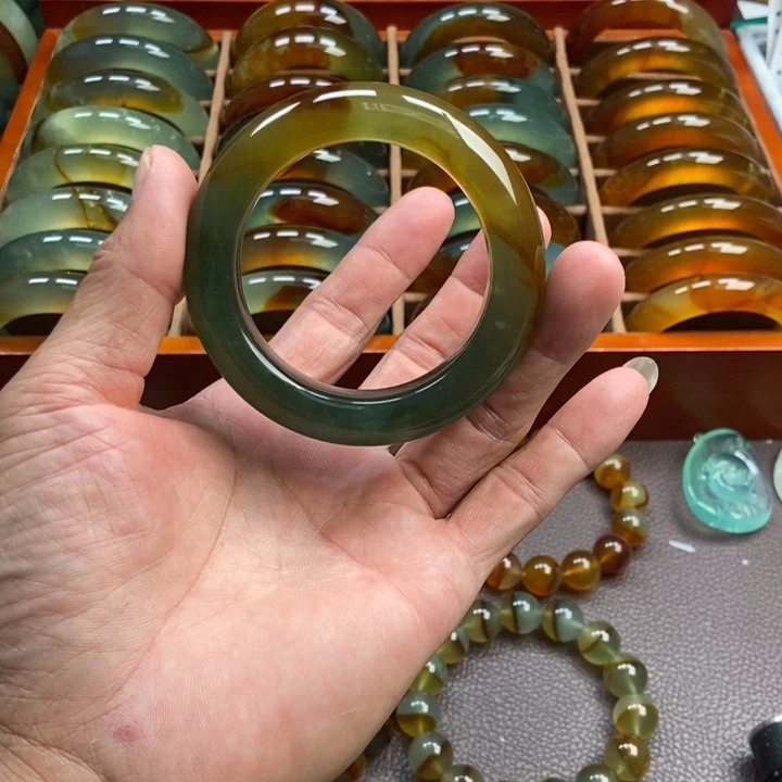 ****流未镶嵌蛇纹石玉手镯手串戒指吊坠