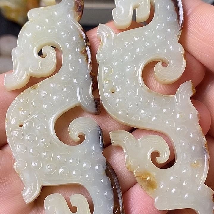 和田玉（糖玉）车挂未镶嵌灿****痛