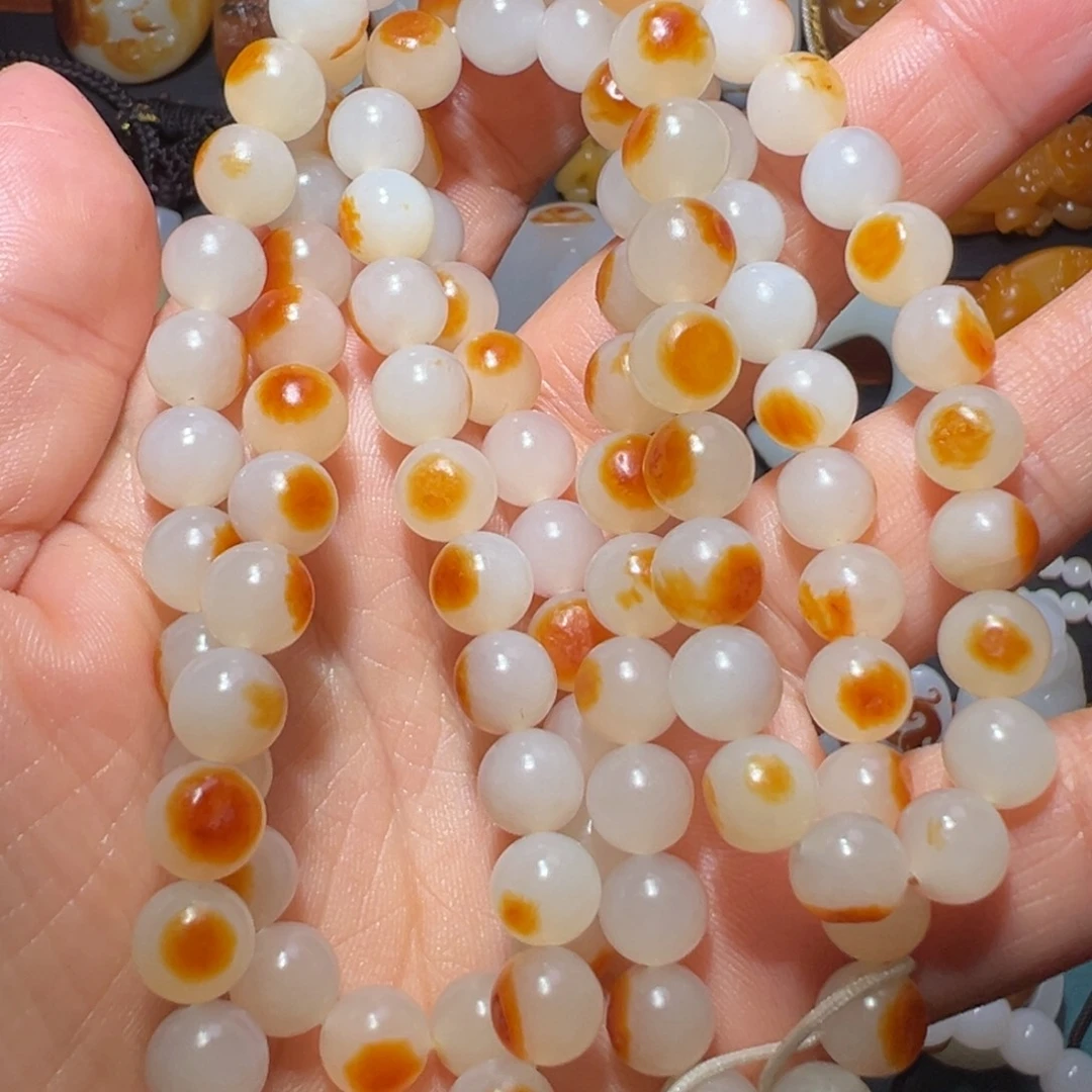 南***意和田玉未镶嵌颈饰