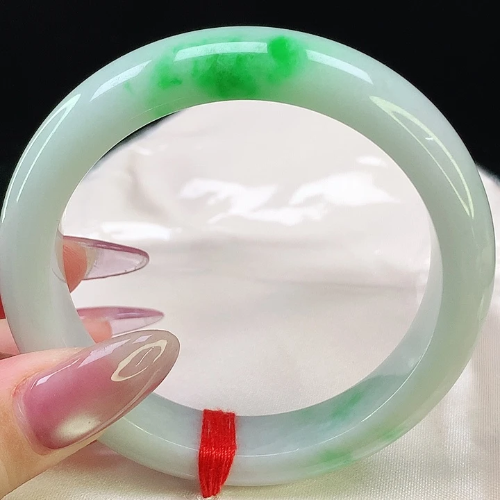 翡翠手镯未镶嵌天然翡翠8274