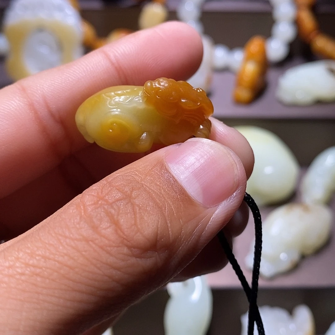 和田玉未镶嵌包链