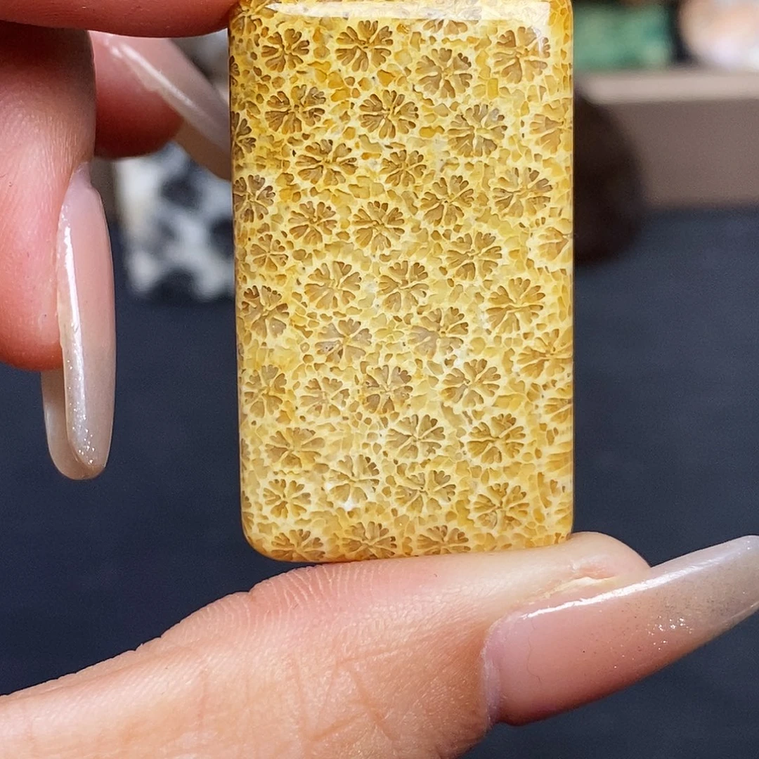 硅化玉颈饰合金飞****)吊坠