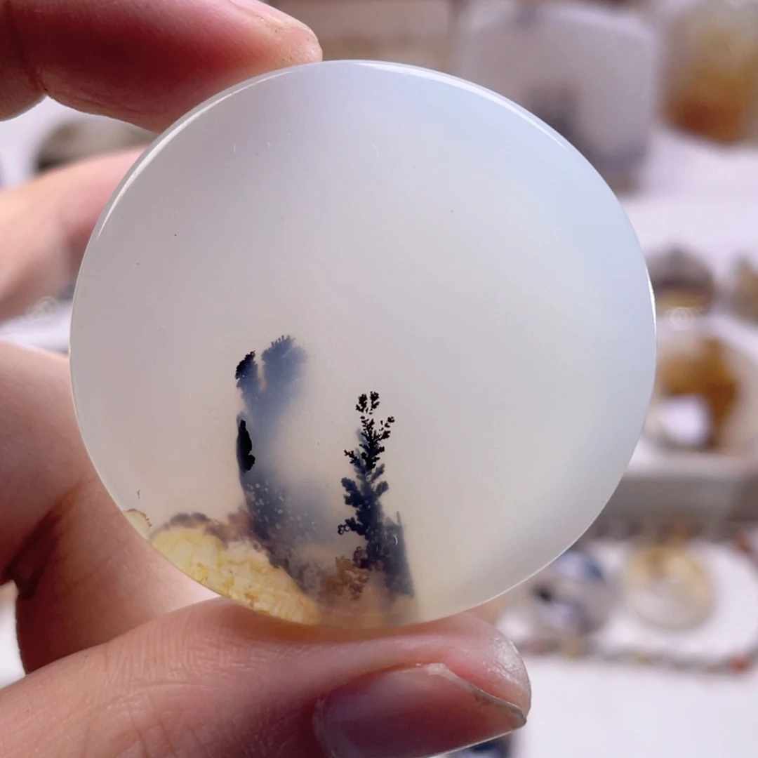 玛瑙/玉髓未镶嵌珠宝奇石