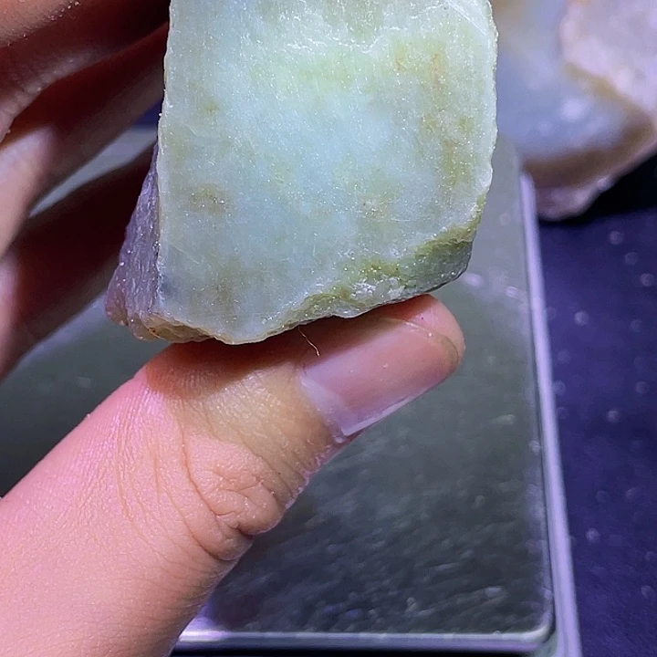 和田玉(糖玉)未镶嵌珠宝半成品