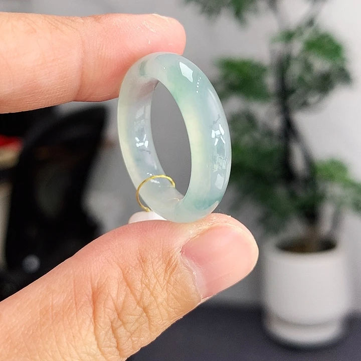 翡翠未镶嵌戒指19号