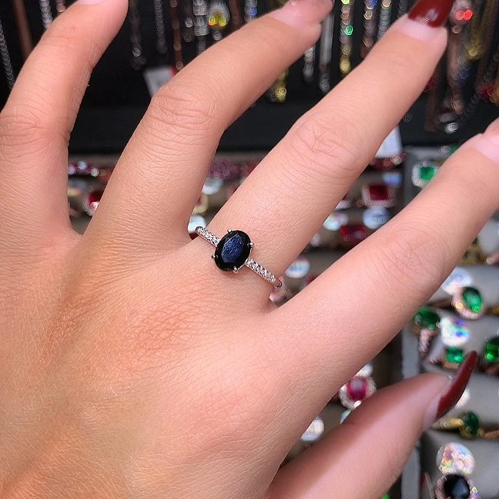 蓝宝石戒指银S925镶嵌68