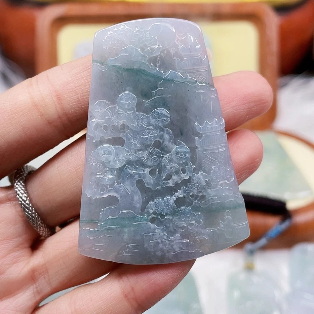 翡翠未镶嵌项圈山水