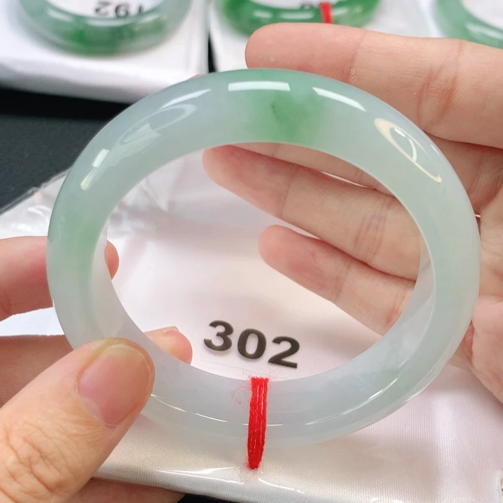 未镶嵌手镯翡翠缅甸56.8