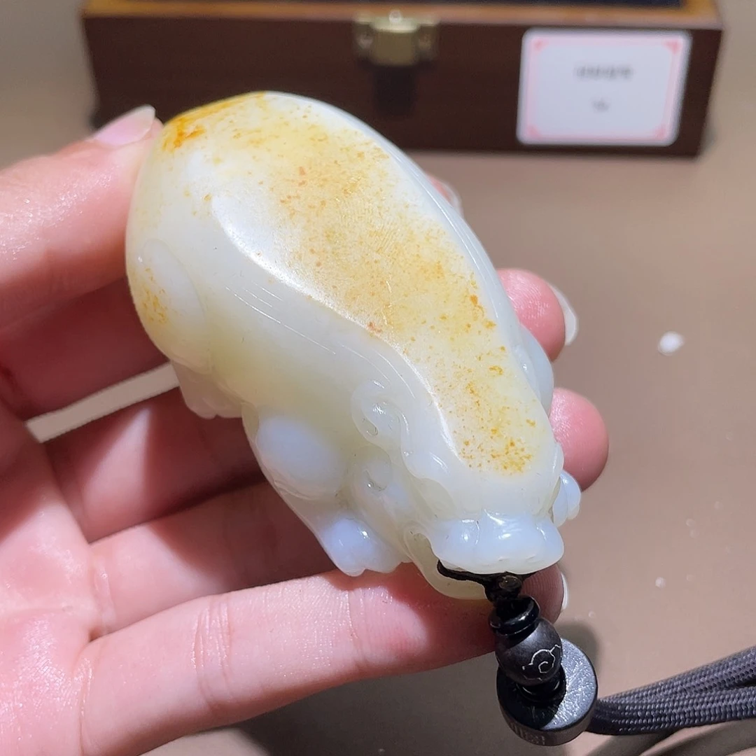 和田玉颈饰未镶嵌Z6