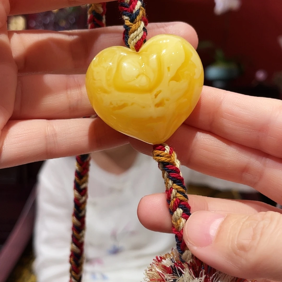 蜜蜡未镶嵌颈饰蜜蜡