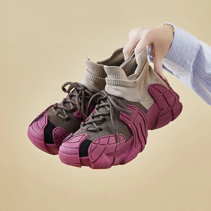 软底不累脚运动鞋女春秋季新款跑步八爪鱼女鞋紫色厚底老爹鞋