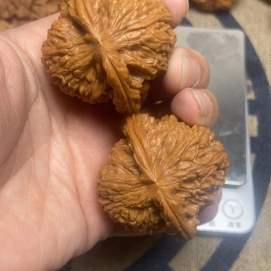 吊坠文玩核桃南疆