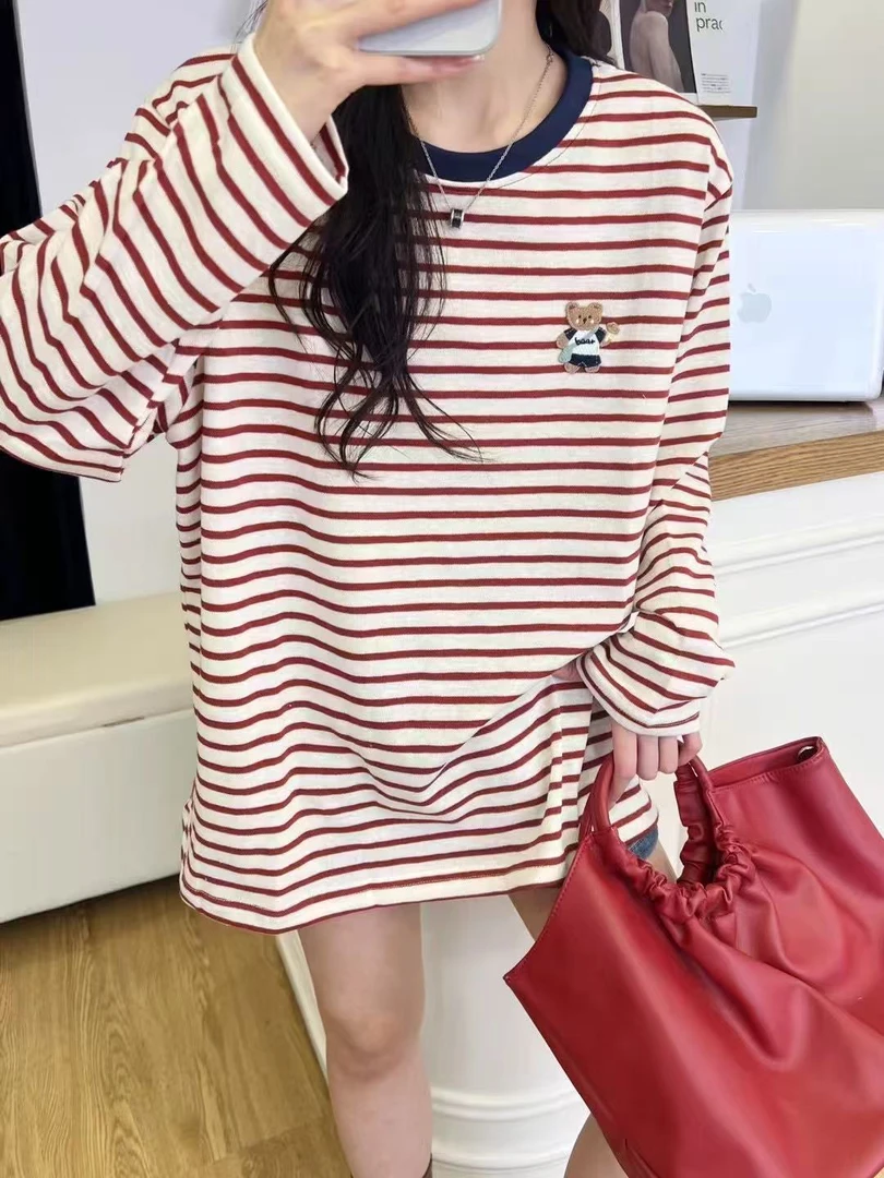 长袖刺绣休闲风落肩袖条纹T恤秋季中长款山系轻熟风