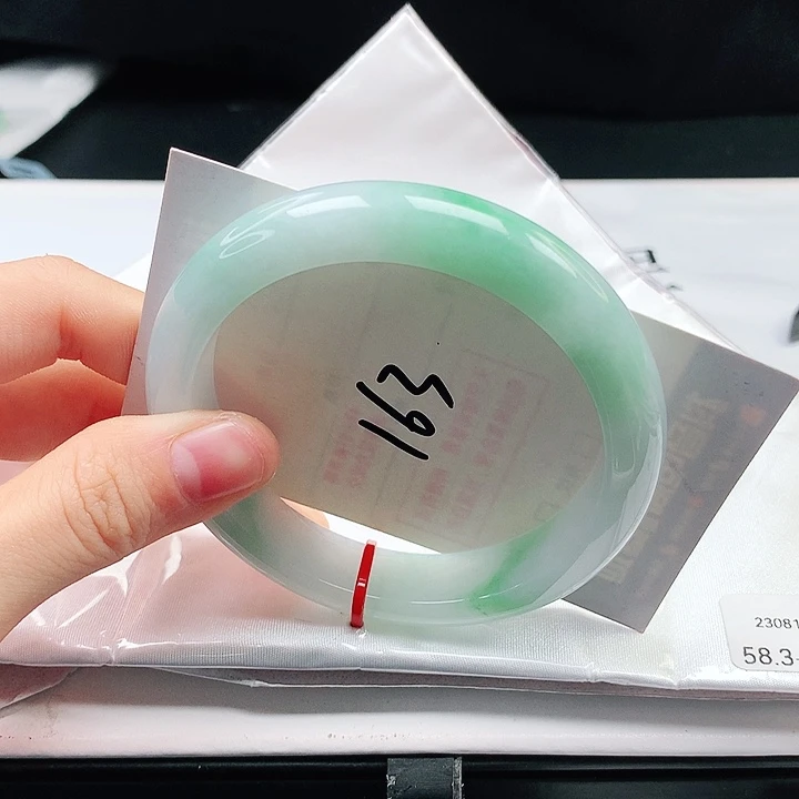 翡翠手镯未镶嵌缅甸天然a货手镯58+