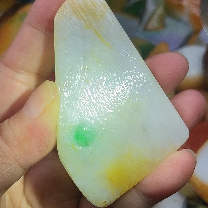 颈饰未镶嵌翡翠缅甸翡翠