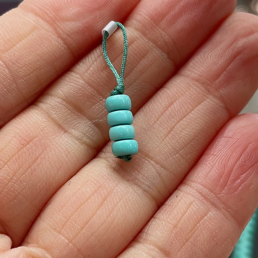 绿松石颈饰未镶嵌