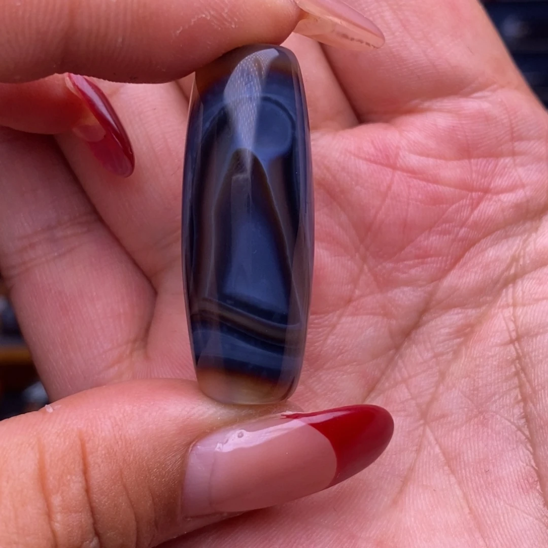 小***仙玛瑙/玉髓未镶嵌珠宝半成品