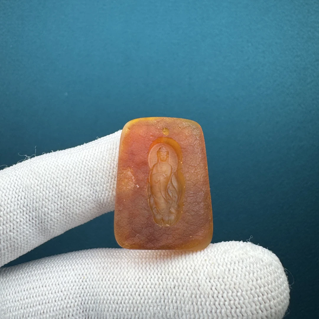 D3443[瑕疵]天然原矿蜜蜡 雕刻牌22*30*3.3mm支持复检假一赔十