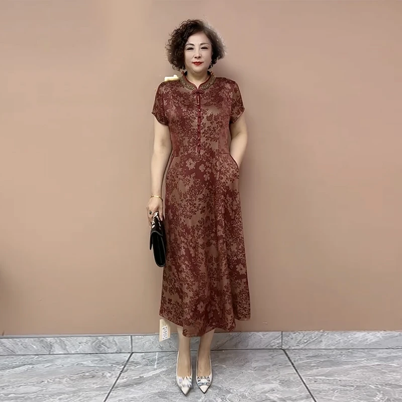 616夏中年妈妈真丝连衣裙新中式国风领口刺绣短袖显瘦碎花旗袍裙