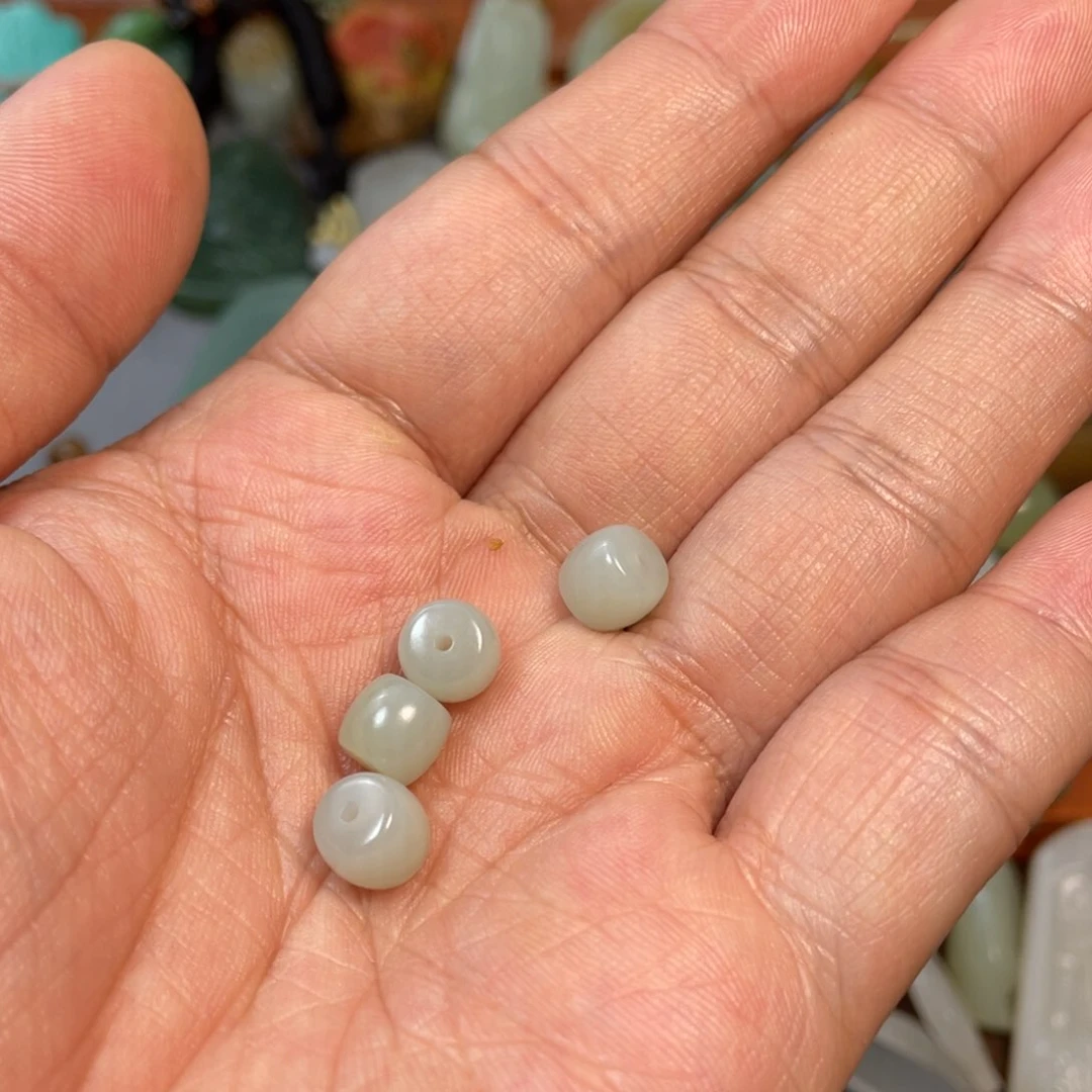 和田玉颈饰未镶嵌老****4