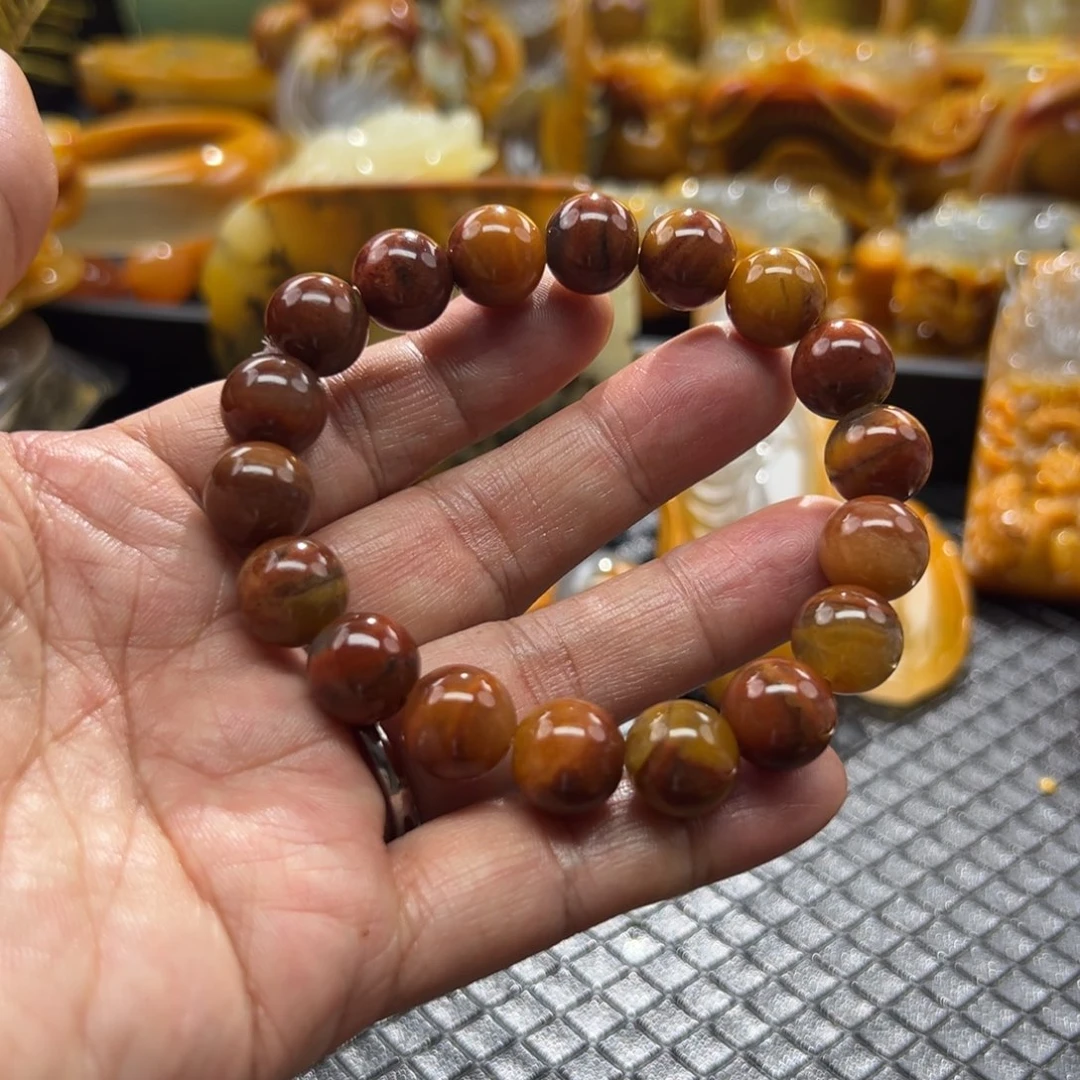 石英质玉未镶嵌颈饰