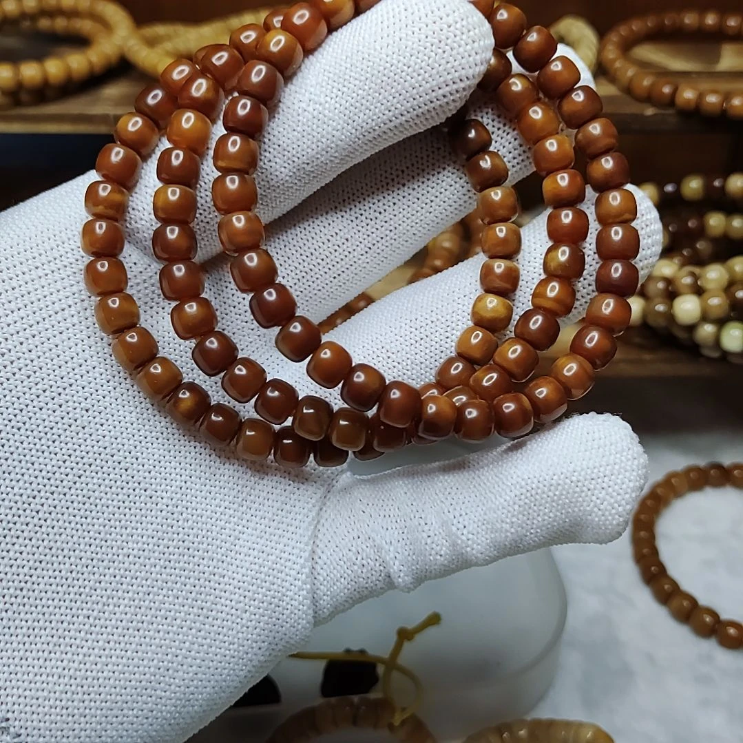 龙脊菩提吊坠龙脊手串玉化