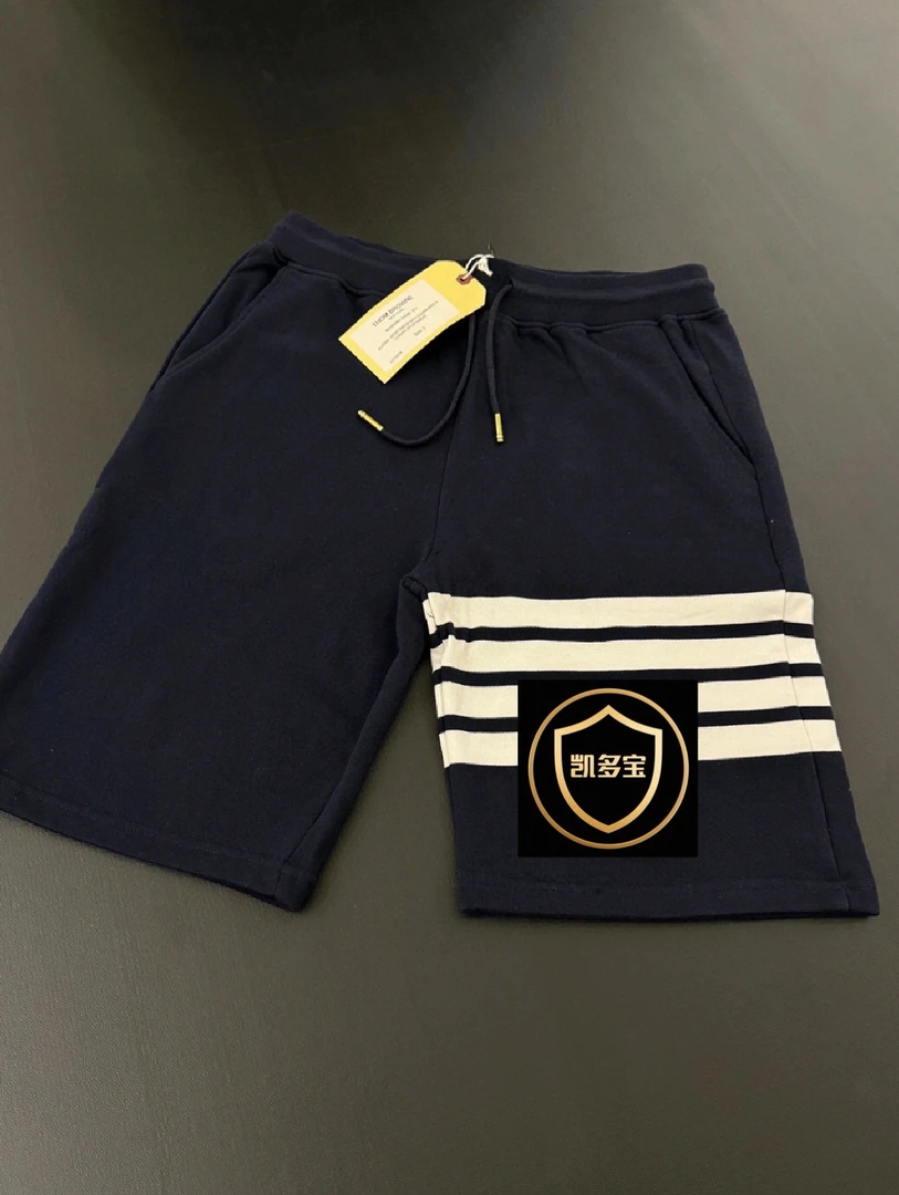 四条纹潮流休闲短裤