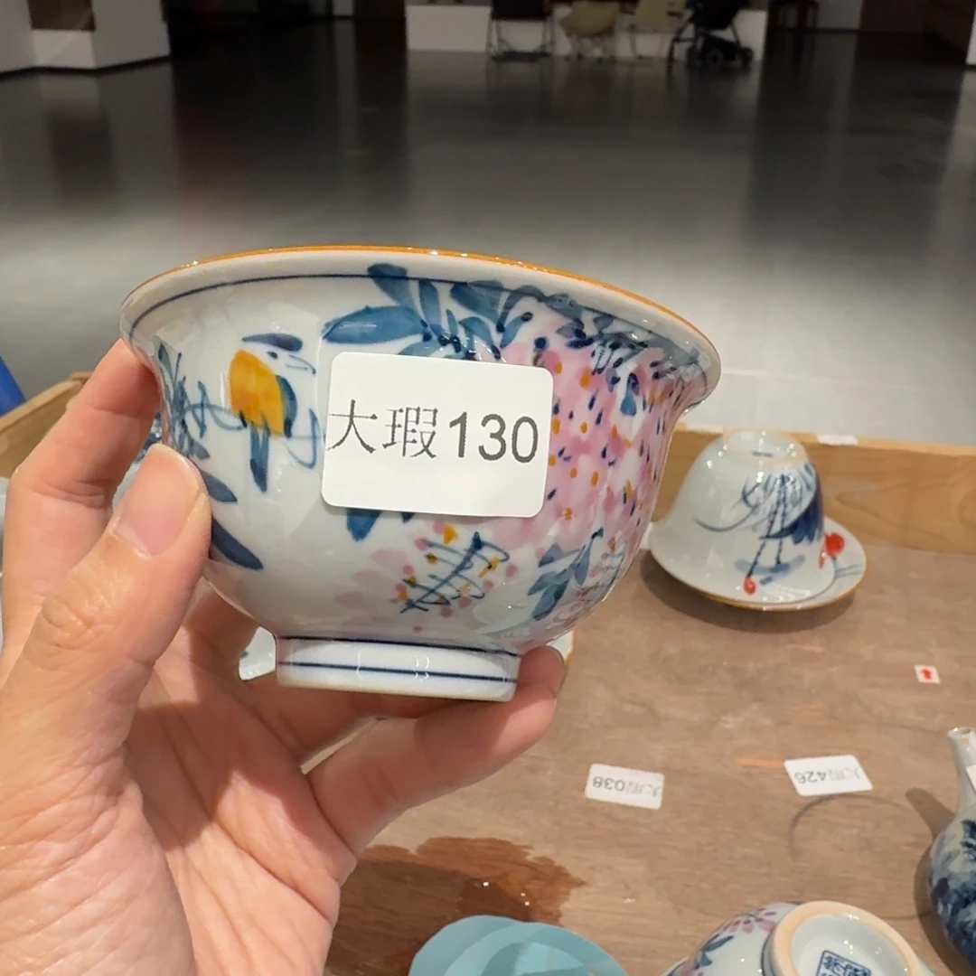 釉下手绘茶具微瑕