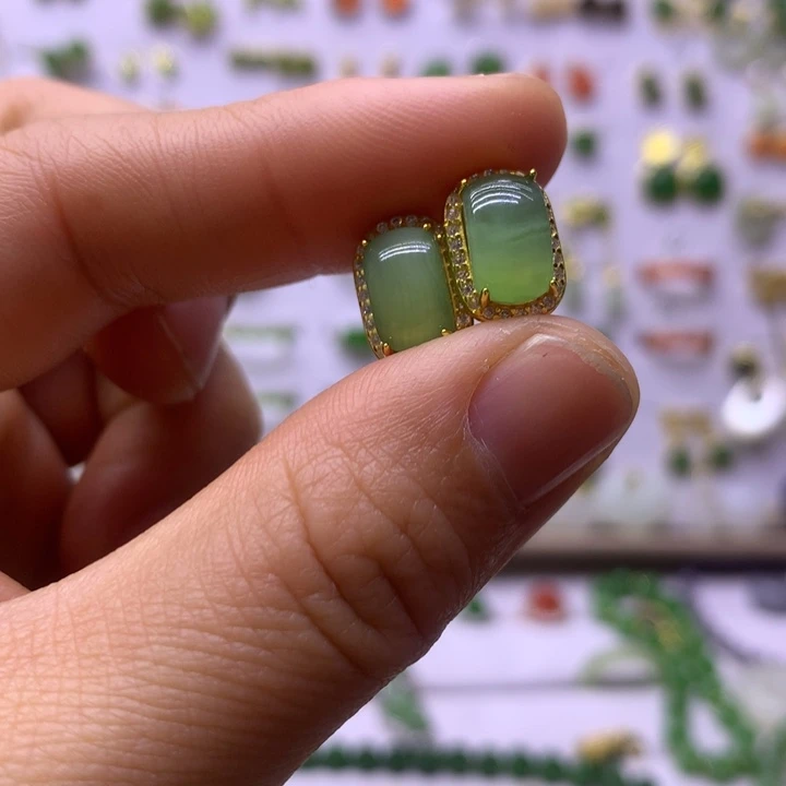 和田玉银S925镶嵌耳饰