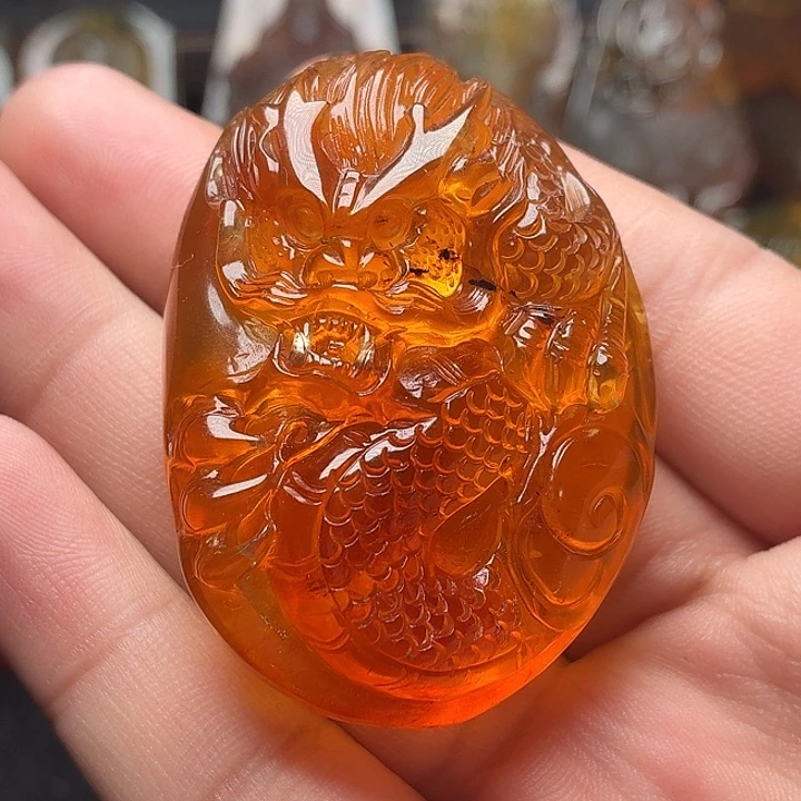 琥珀未镶嵌颈饰225