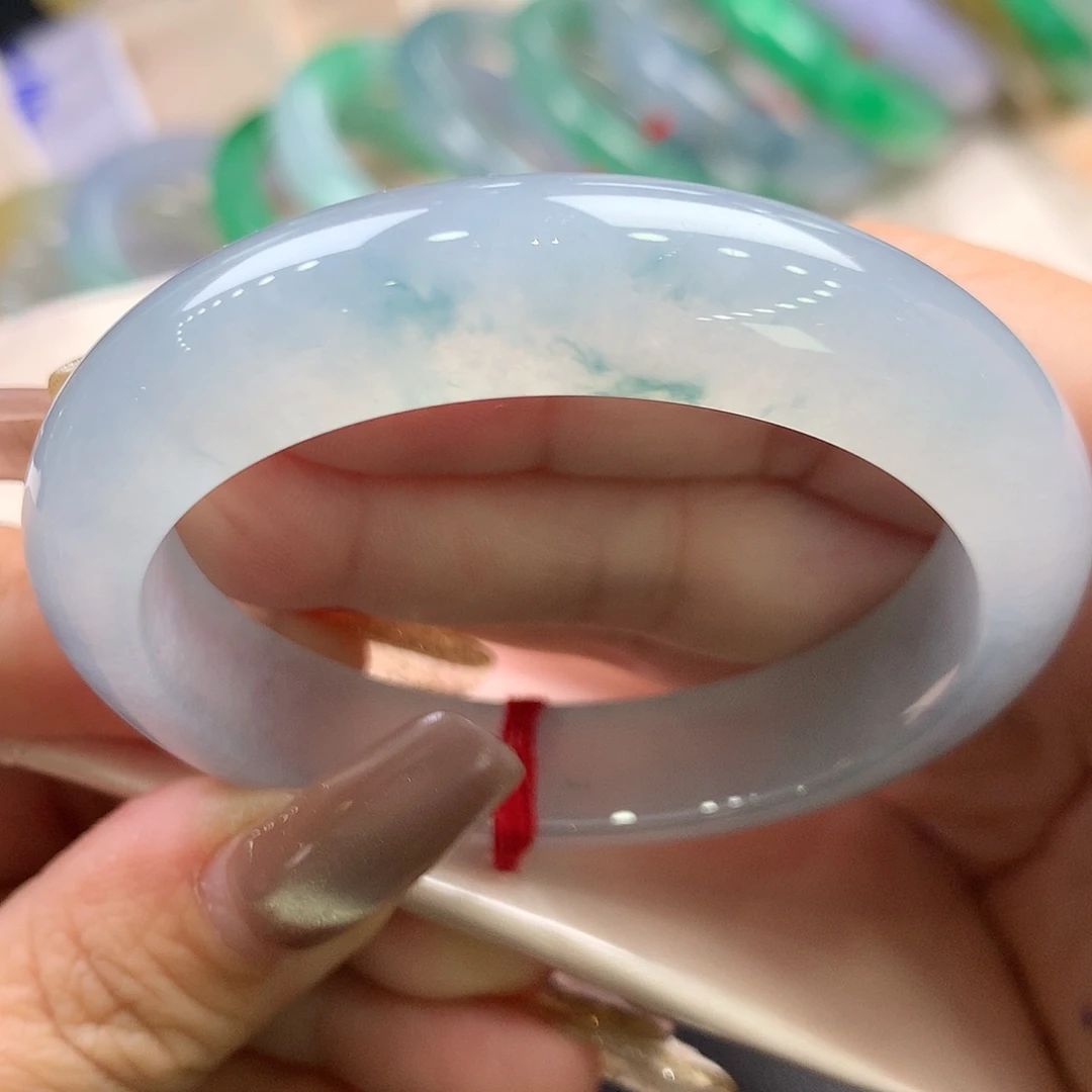 翡翠未镶嵌手镯50.8正圈