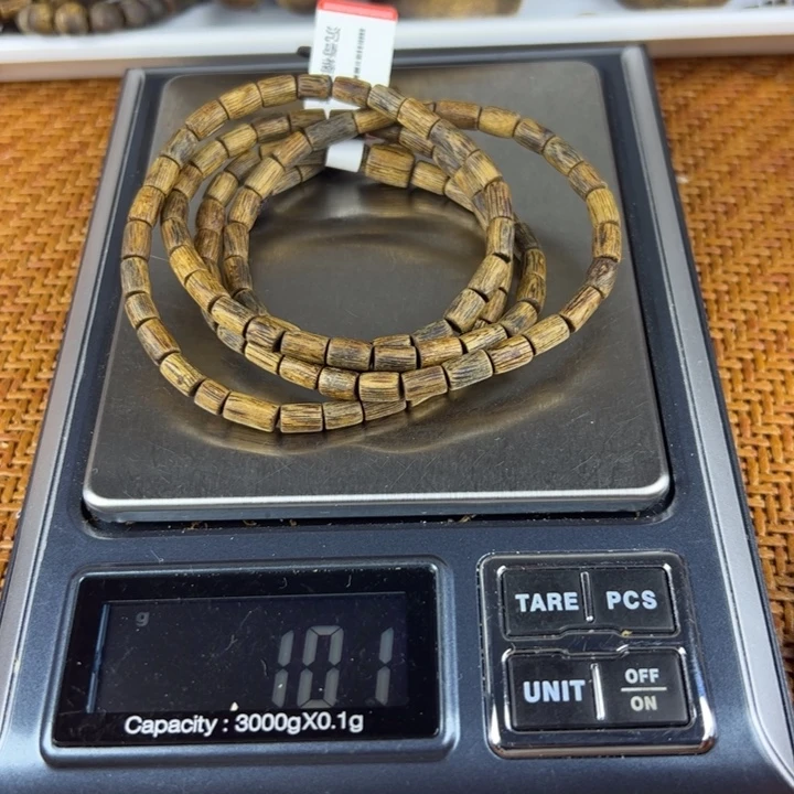 沉香沉香碎屑+棋楠沉香桶珠多圈卡5mm克重10克