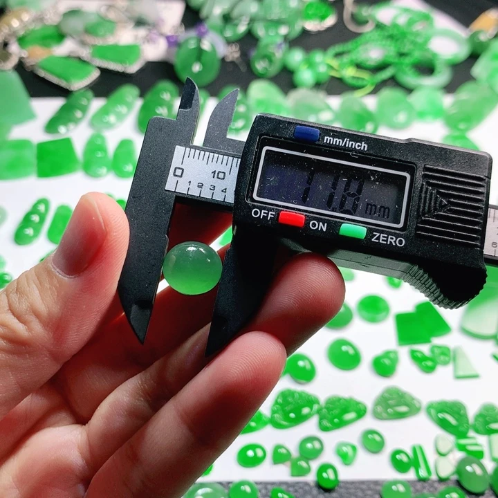 @***姐翡翠挂件未镶嵌翡翠11.8*10.8*6.0