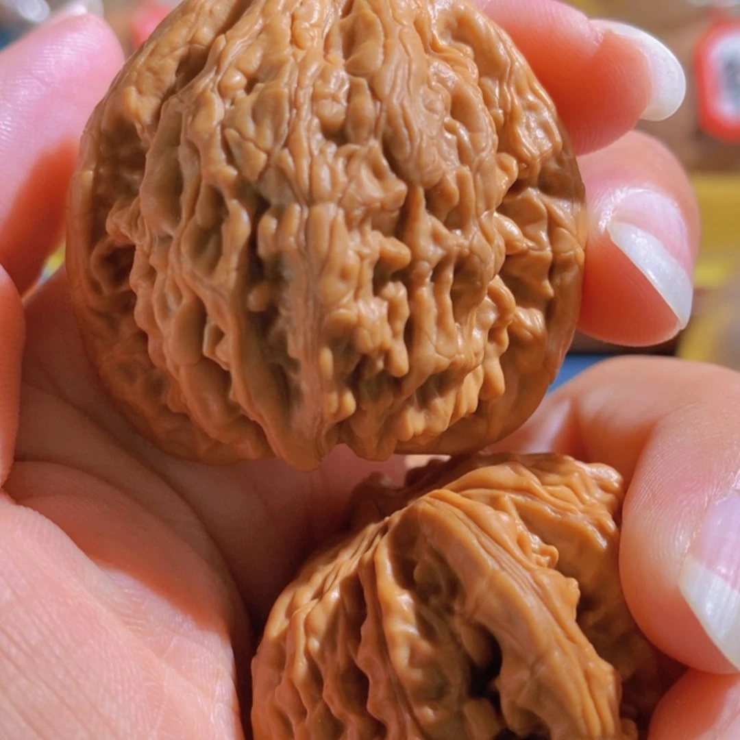 【闪购商品】文玩核桃吊坠市****?虎头王