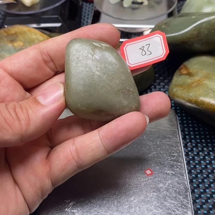 未镶嵌和田玉把件83