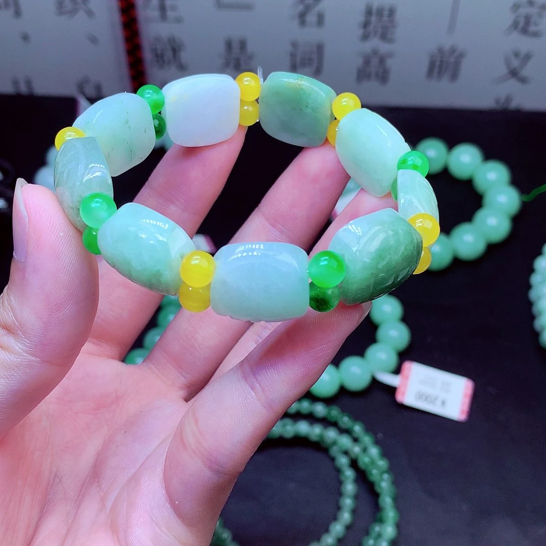 翡翠未镶嵌毛衣链