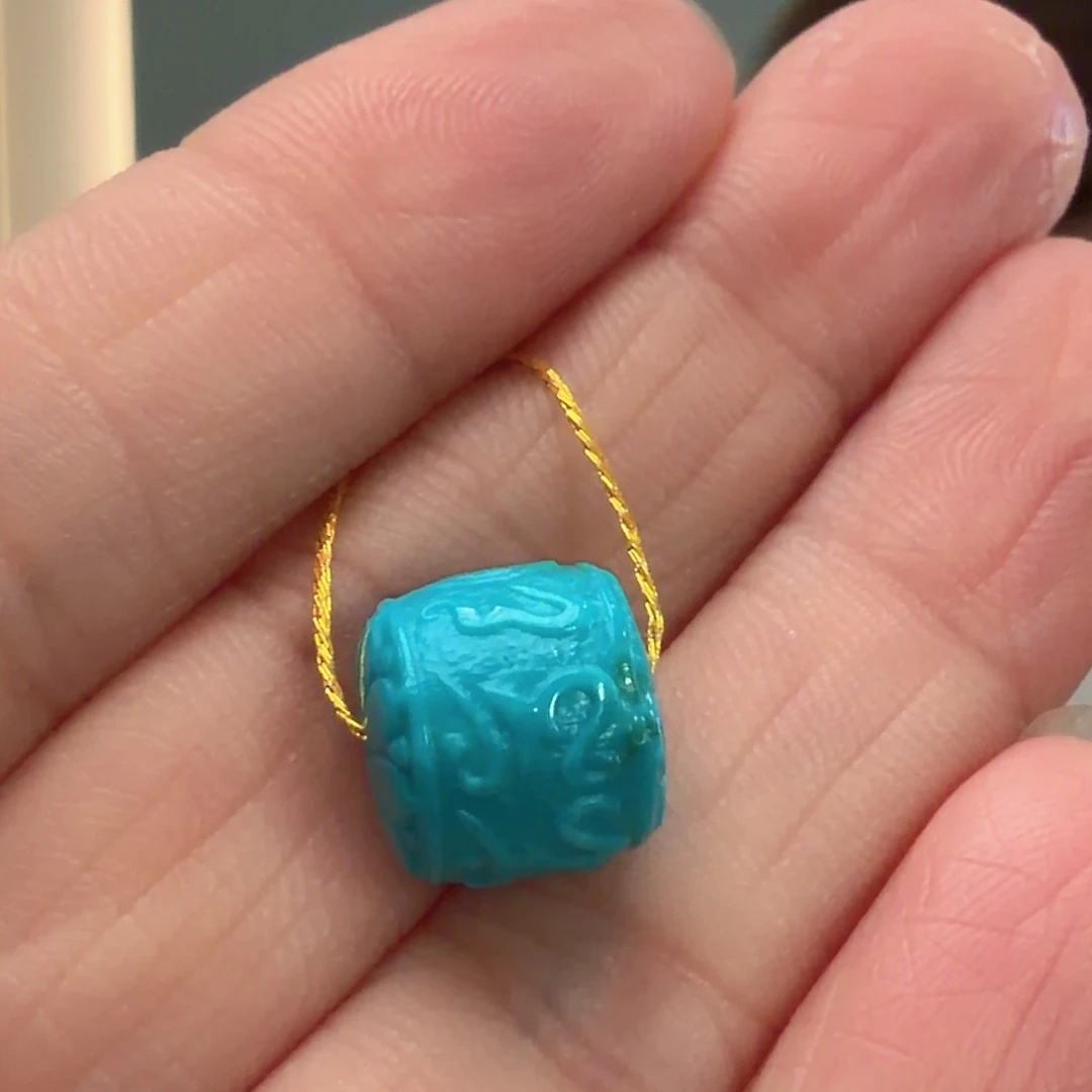 绿松石未镶嵌颈饰