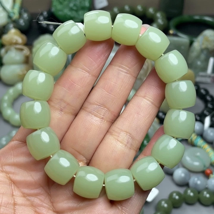 和田玉未镶嵌手链