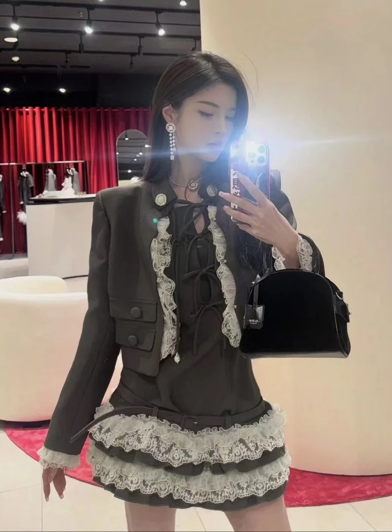 拉拉家维多利亚花边装饰西装短外套/吊带裙/裤裙时尚套装GZJ68122