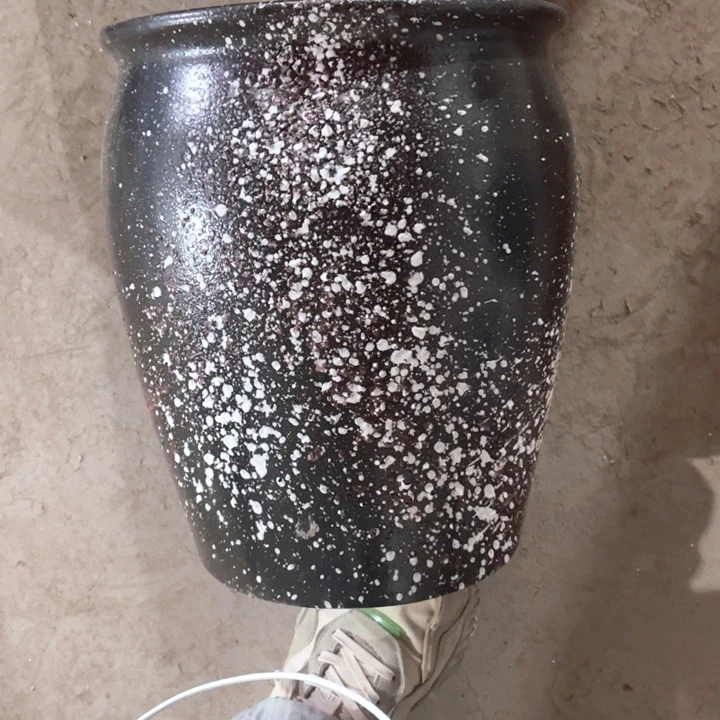 紫砂花盆口径26高度31一只正品