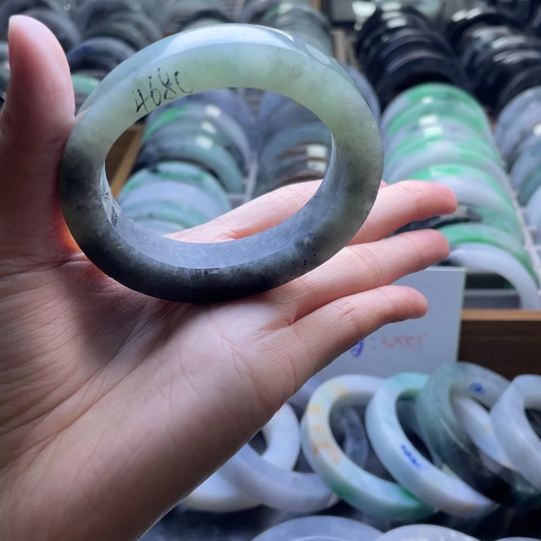 定制翡翠未镶嵌定制翡翠手镯