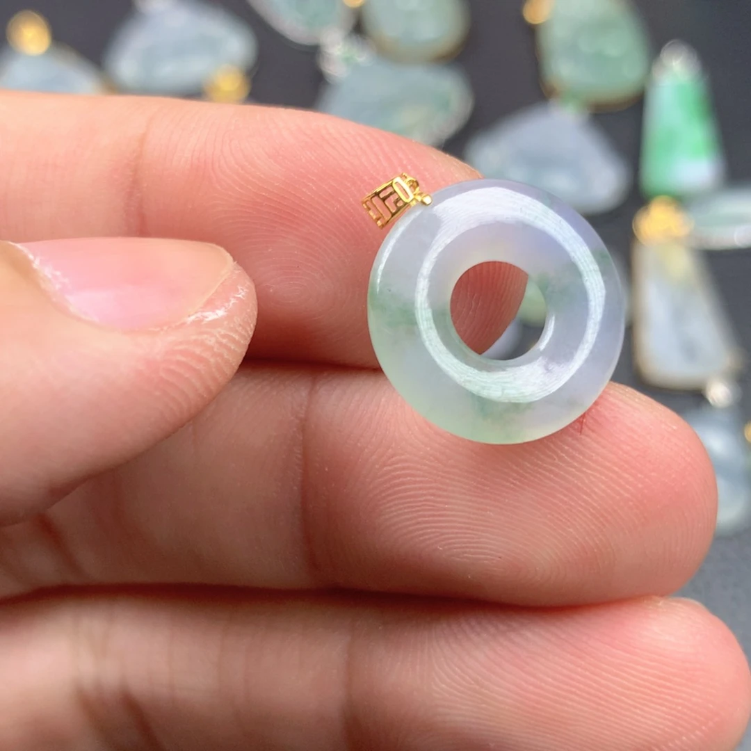 【闪购商品】翡翠18K金镶嵌颈饰翡翠