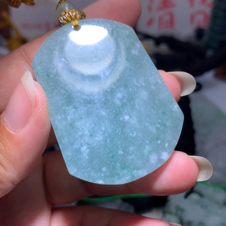 翡翠未镶嵌颈饰保真天然A货翡翠