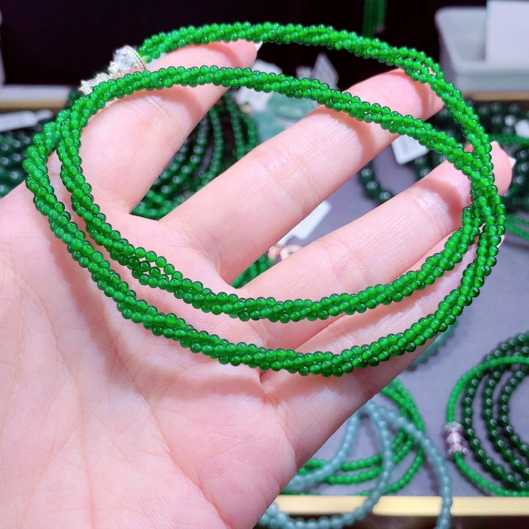 何****翡翠未镶嵌毛衣链