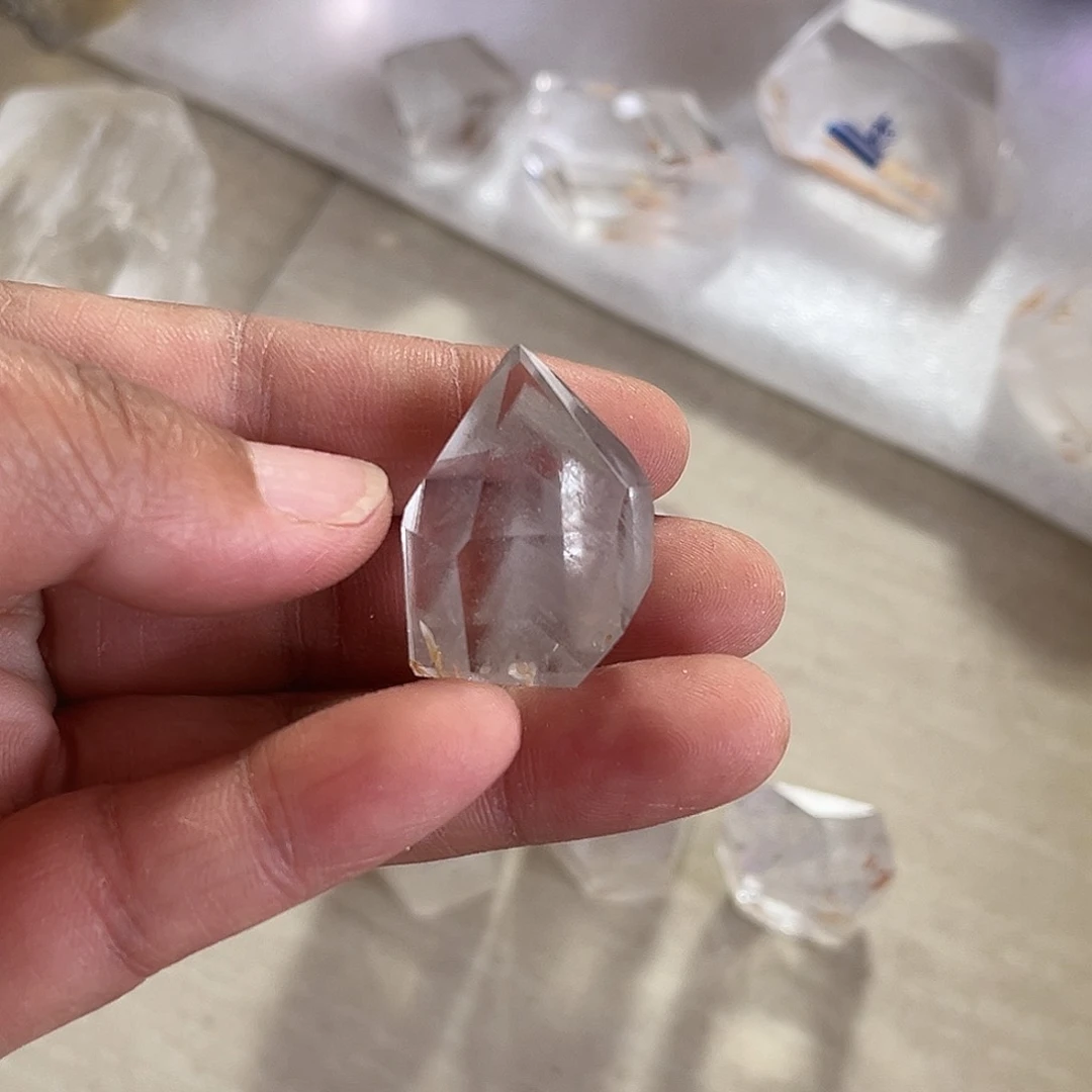 天然水晶原石柱子摆件未镶嵌水晶燕***～