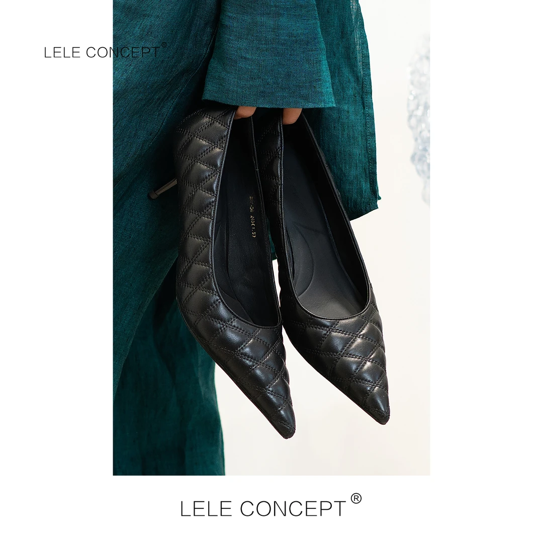 LELE CONCEPT丨法式优雅轻奢款压格尖头小跟瓢鞋X0173