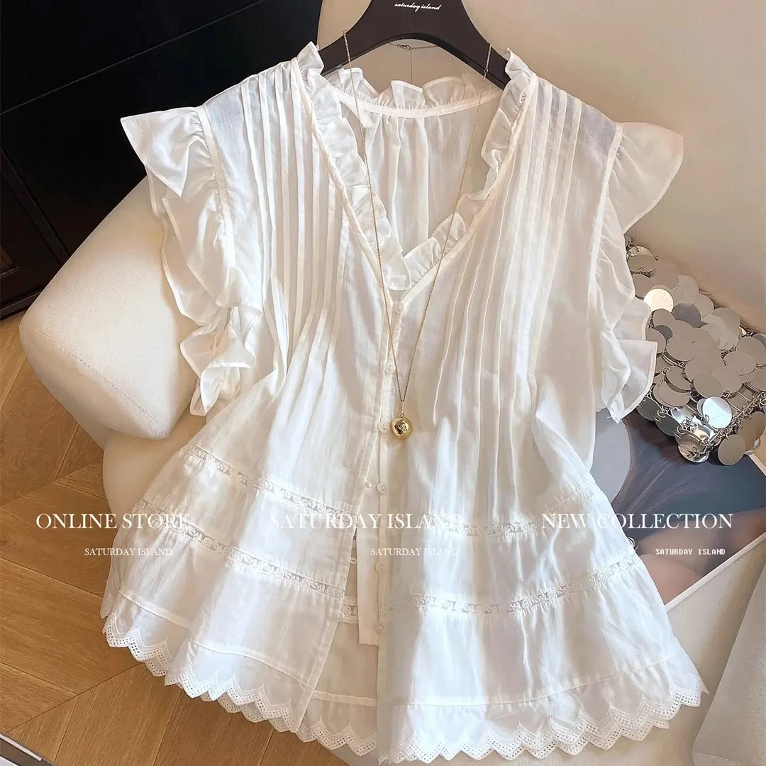 胖mm大码设计感蕾丝木耳边V领小飞袖衬衫女2025夏季新款百搭上衣