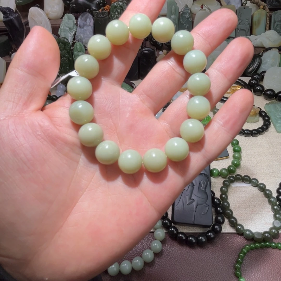 和田玉未镶嵌手链