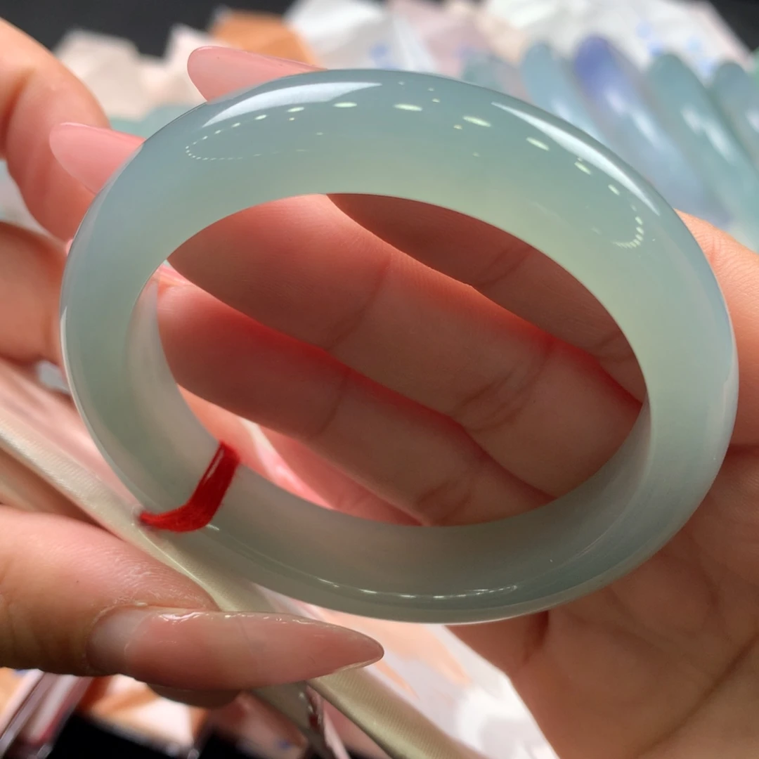 翡翠未镶嵌手镯54.1正圈