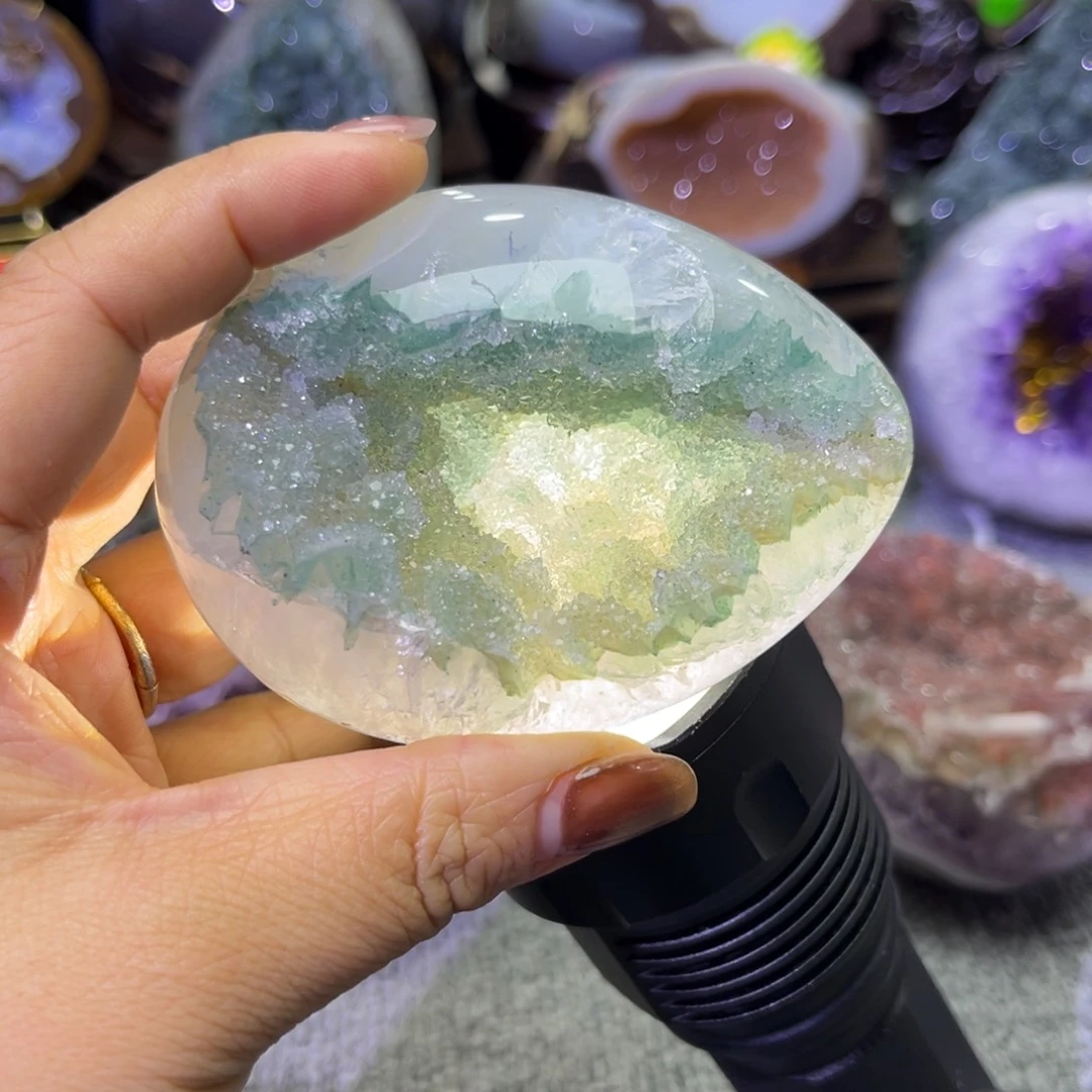 紫晶未镶嵌摆件水晶